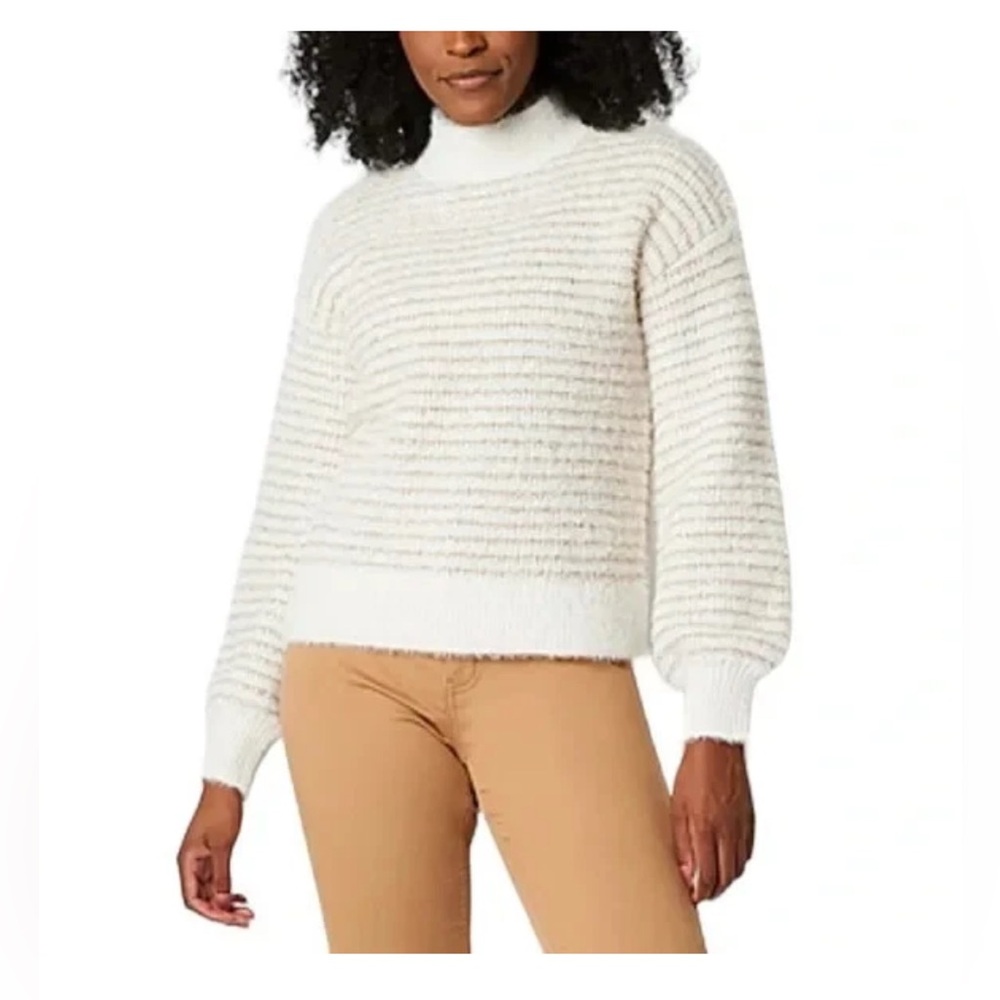Liz Claiborne Cozy White and sparkly gold Striped Women's Sweater M very soft